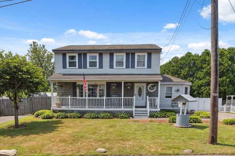 Photo of 7 James Rd Methuen, MA 01844