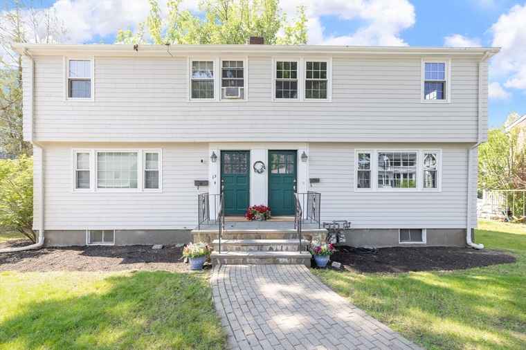 Photo of 11-13 Turner Ter Newton, MA 02460
