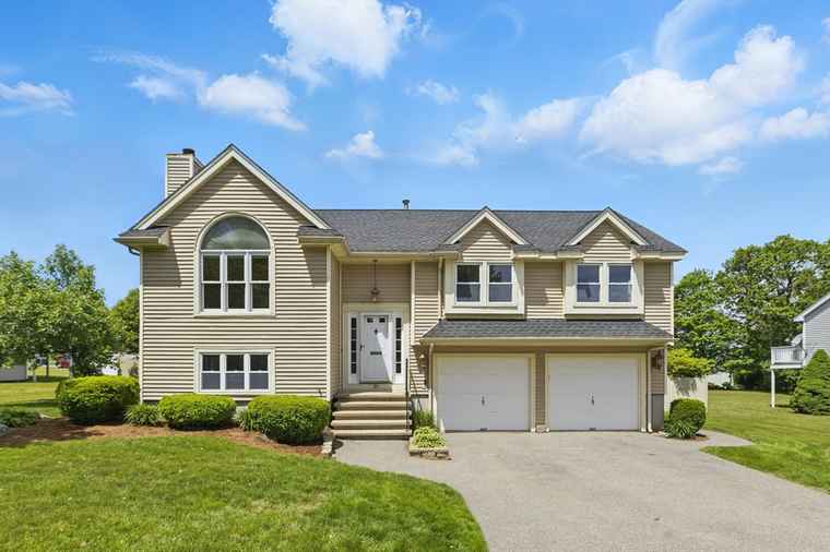 Photo of 25 Sandra Rd Peabody, MA 01960