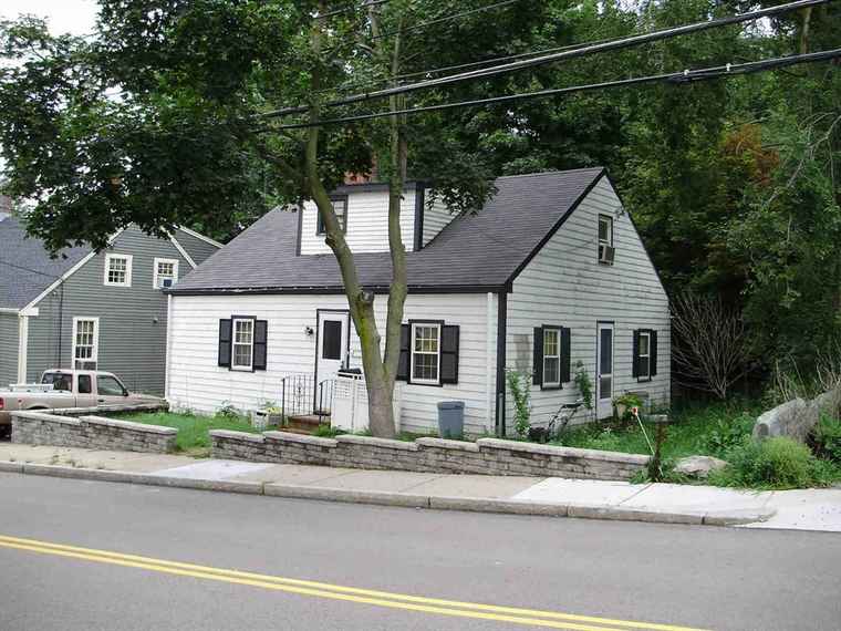 Photo of 331 Elliot St Newton, MA 02464