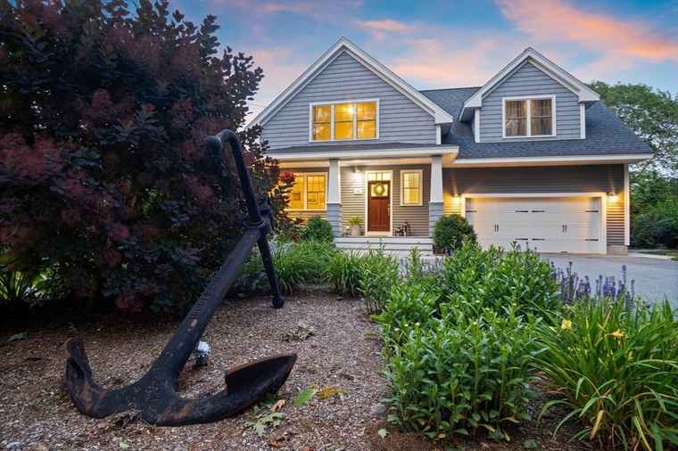 Photo of 55 Spofford St Newburyport, MA 01950