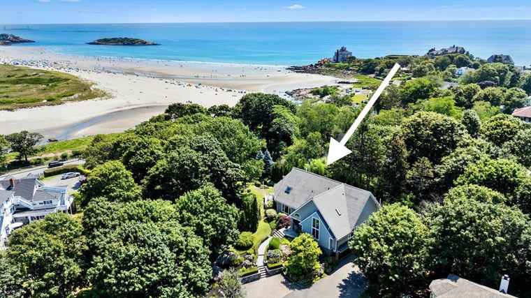 Photo of 2 Mallard Way Gloucester, MA 01930