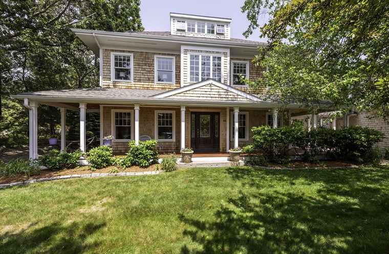 Photo of 50 Castle View Dr Gloucester, MA 01930