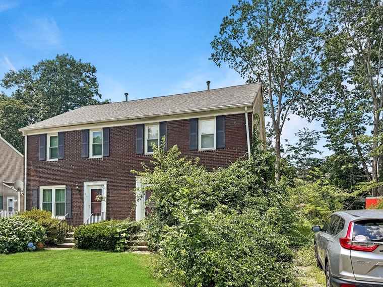 Photo of 9 Riverbank Cir #9 Haverhill, MA 01835