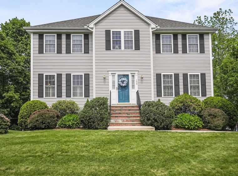 Photo of 155 Burlington St Woburn, MA 01801