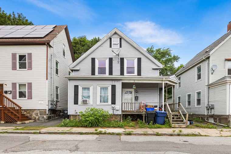 Photo of 8 Langdon St Salem, MA 01970