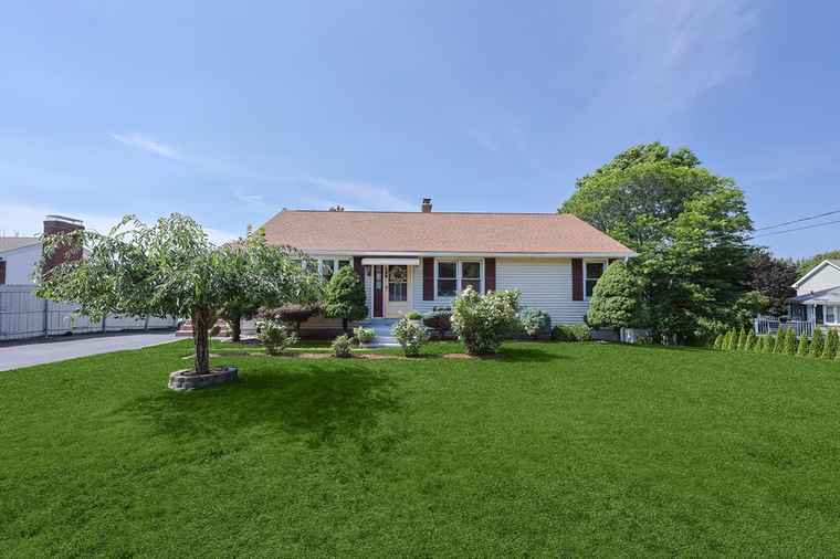 Photo of 159 Orient St Worcester, MA 01604