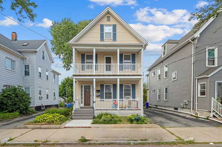 Photo of 29 Watts St Malden, MA 02148