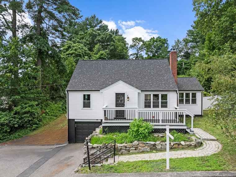 Photo of 578 Central St Stoughton, MA 02072