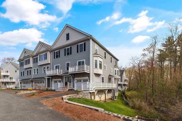 Photo of 30 Compass Pt #30 North Andover, MA 01845