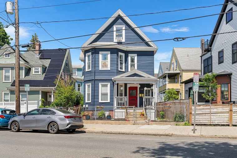 Photo of 115 Elm St Somerville, MA 02144