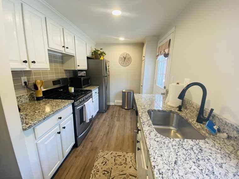 Photo of 124 Kingston St #124 North Andover, MA 01845
