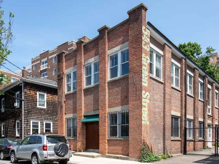 Photo of 543 Green St Cambridge, MA 02139