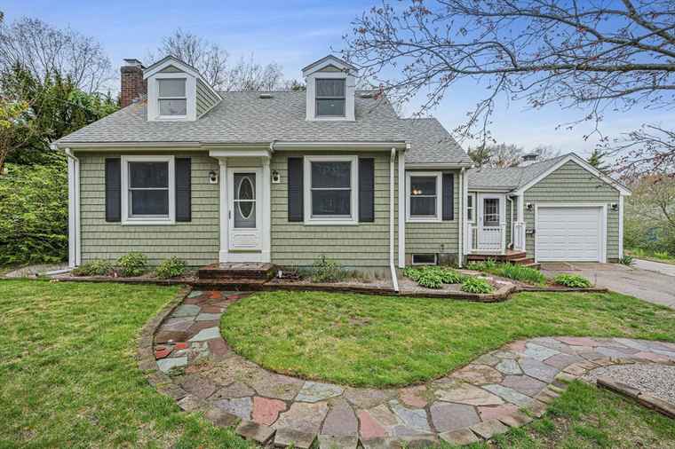 Photo of 507 Middle St Braintree, MA 02184