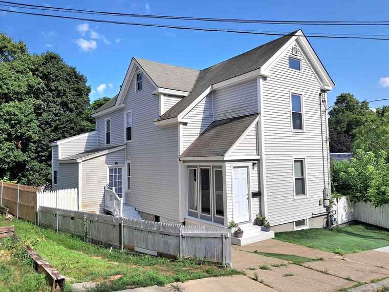 Photo of 43 Cross St Nashua, NH 03064