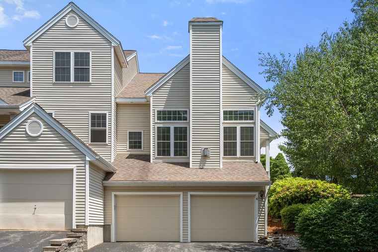Photo of 41 Edward Dr #41 Grafton, MA 01536