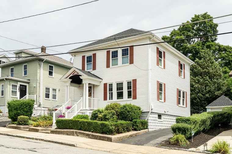 Photo of 58 Hume Ave Medford, MA 02155