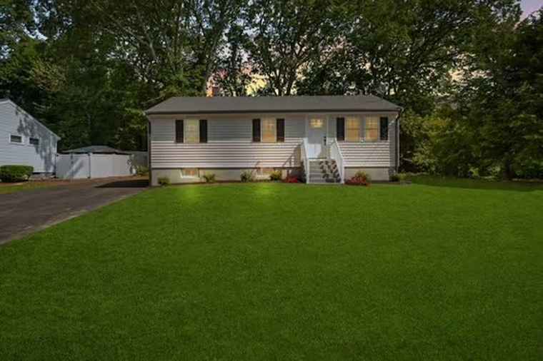 Photo of 7 Edward St Canton, MA 02021