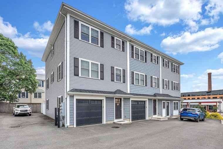 Photo of 3 Lowell St #1 Waltham, MA 02453