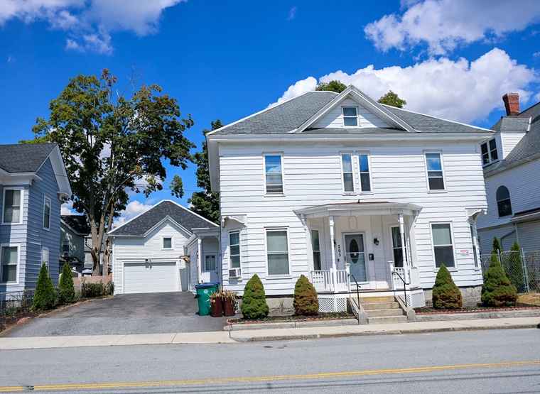 Photo of 265 Liberty St Lowell, MA 01851