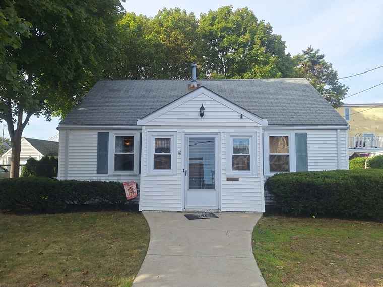 Photo of 16 Blanchard Ave Revere, MA 02151