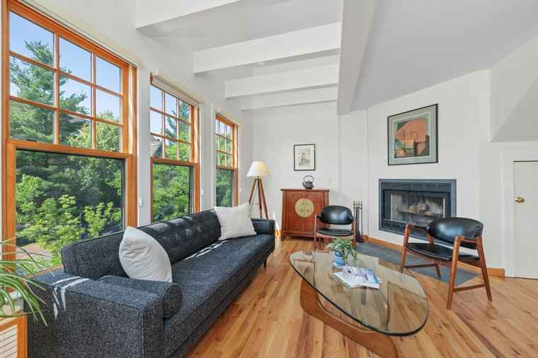 Photo of 15-19 Mount Vernon St #4 Cambridge, MA 02140