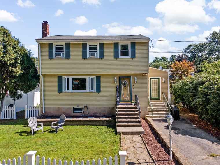 Photo of 4 Market St Billerica, MA 01821