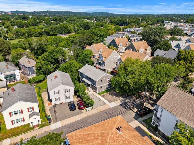 Photo of 92-94 North St Somerville, MA 02144