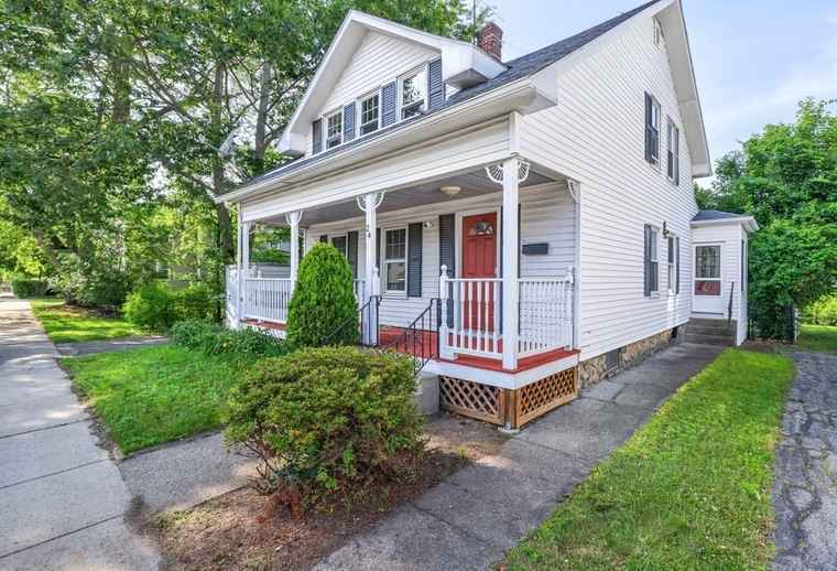 Photo of 24 Tampa St Worcester, MA 01604