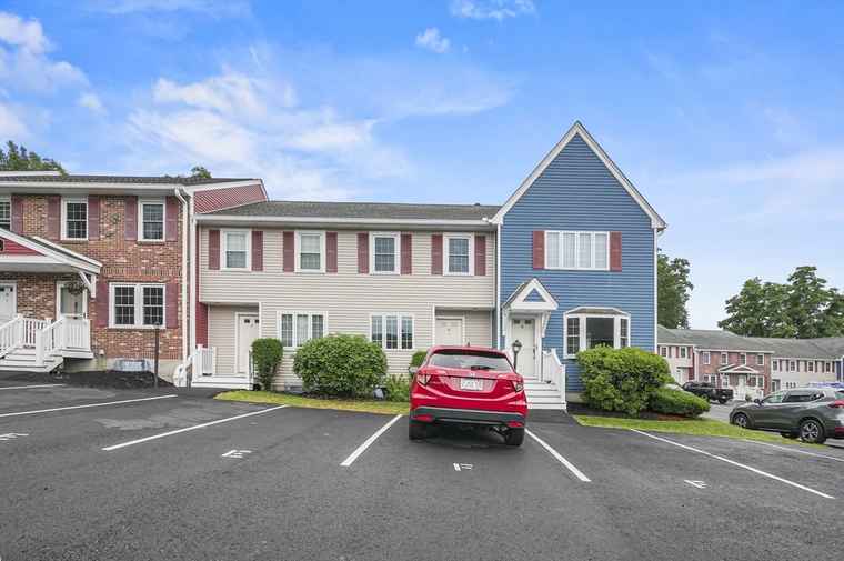 Photo of 55 Fox Meadow Rd Unit G Leominster, MA 01453