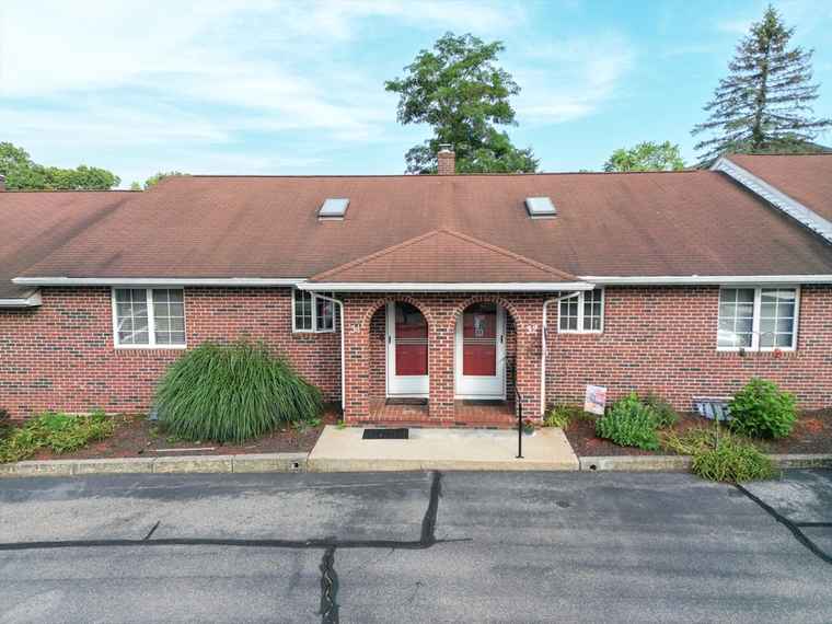 Photo of 417 Brown St #31 Attleboro, MA 02703