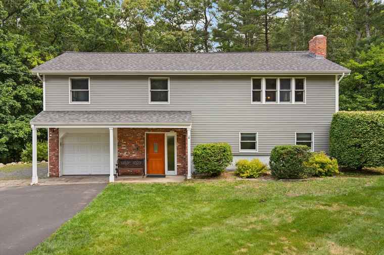 Photo of 36 Cambridge St Chelmsford, MA 01824