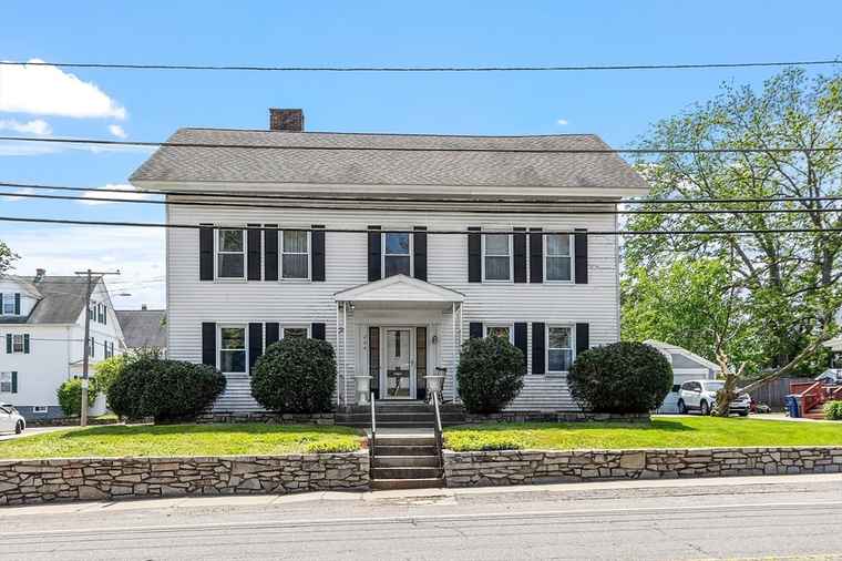 Photo of 242-244 West St Leominster, MA 01453