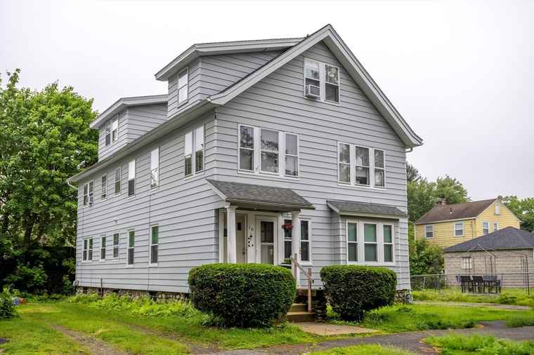 Photo of 10 Underwood St Worcester, MA 01602