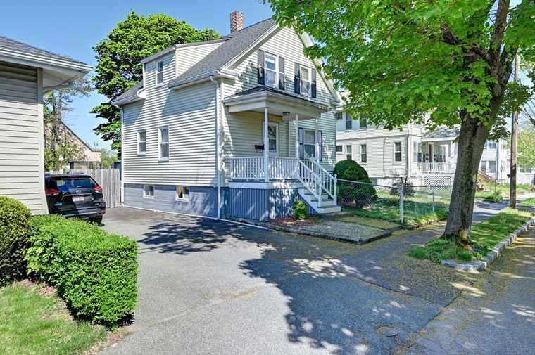 Photo of 150 Fayette St Quincy, MA 02170