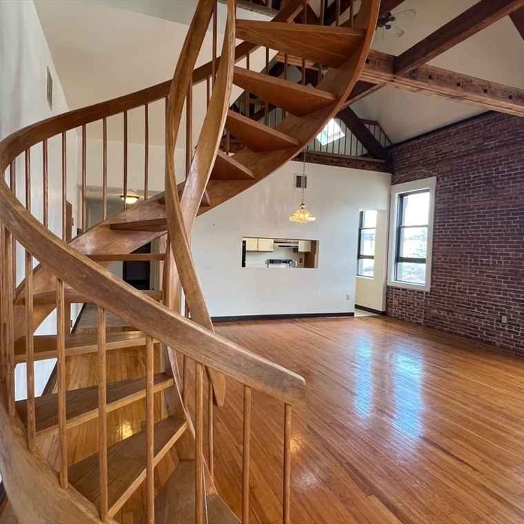 Photo of 593 Main St Unit SL4 Leominster, MA 01453