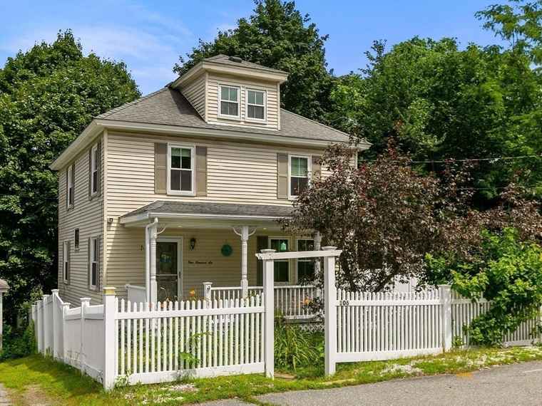 Photo of 106 Gorham St Chelmsford, MA 01824