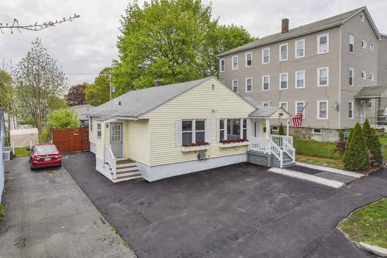 Photo of 95 Puritan Ave Worcester, MA 01604