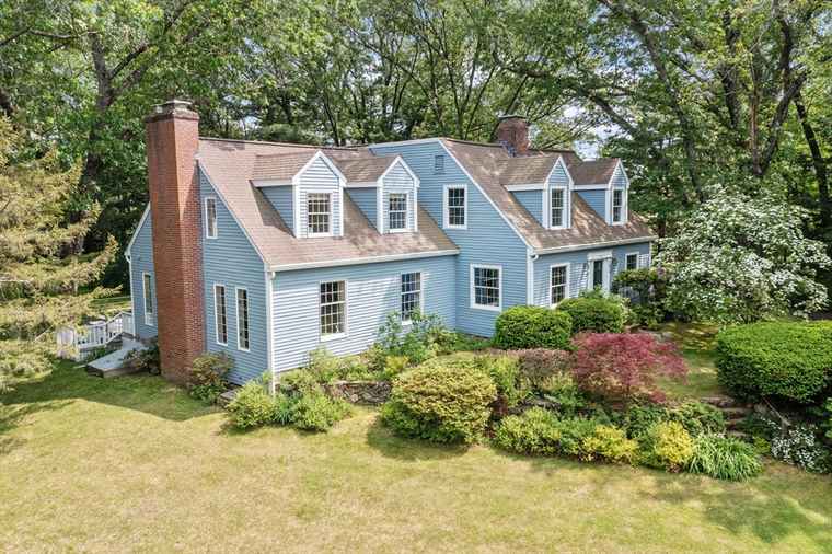 Photo of 1074 Concord Rd Sudbury, MA 01776