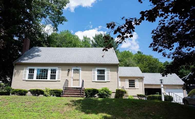 Photo of 20 Hemlock Dr Canton, MA 02021