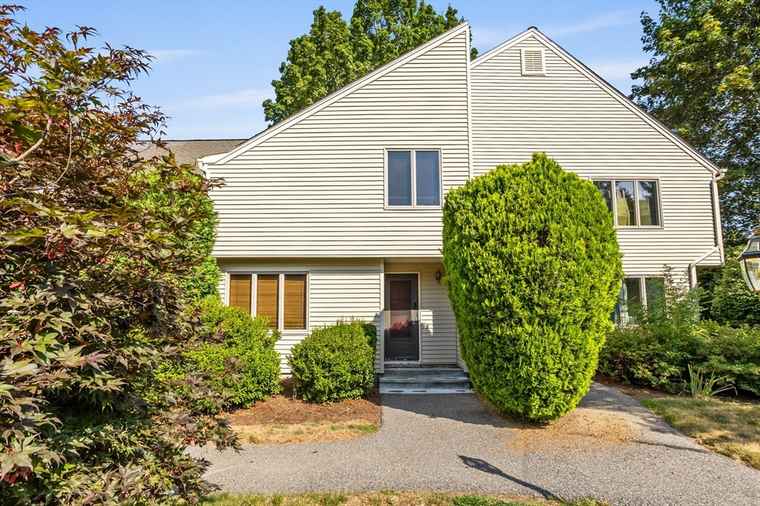 Photo of 407 Great Rd #9 Acton, MA 01720