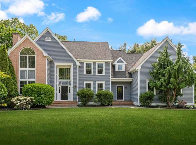 Photo of 45 Anselm Way Sudbury, MA 01776