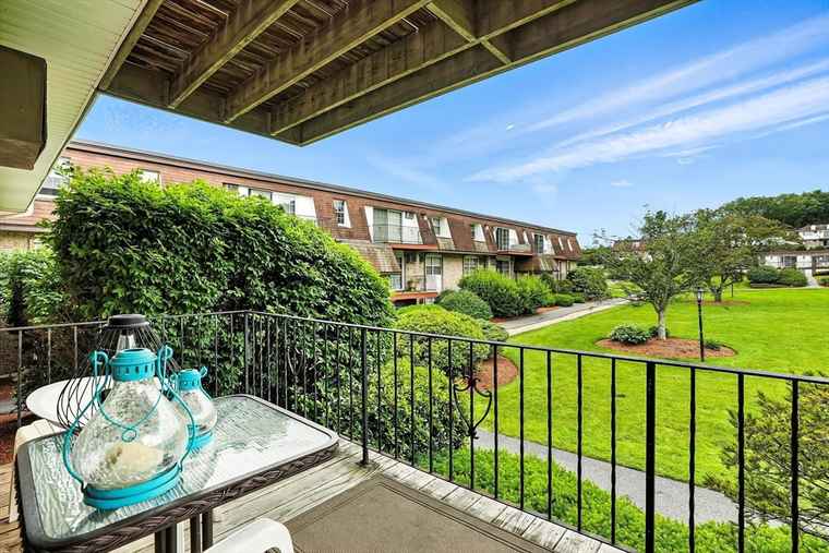 Photo of 18 Williamsburg Ct #12 Shrewsbury, MA 01545