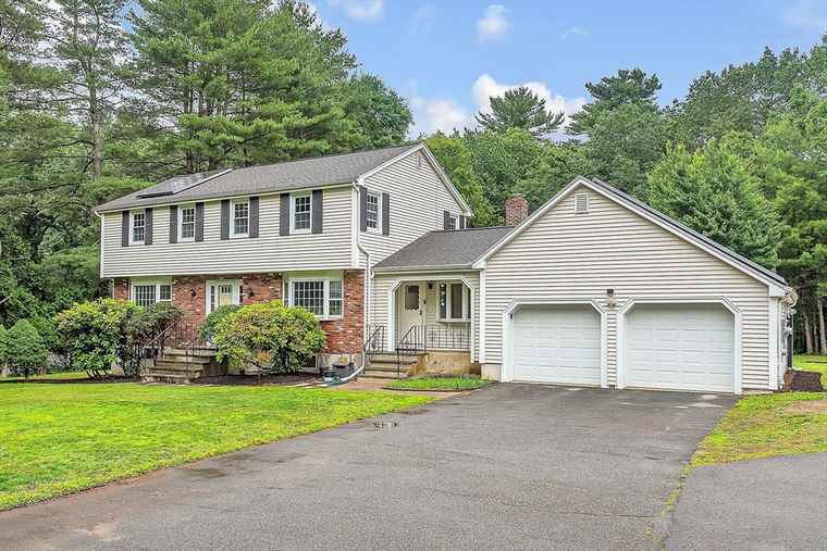 Photo of 50 Endicott St Westwood, MA 02090