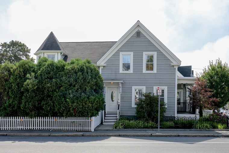 Photo of 73 Eastern Ave Gloucester, MA 01930
