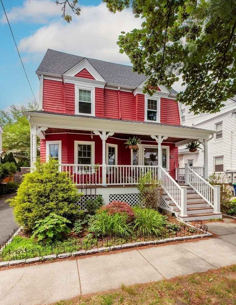 Photo of 36 Highland Rd Somerville, MA 02144