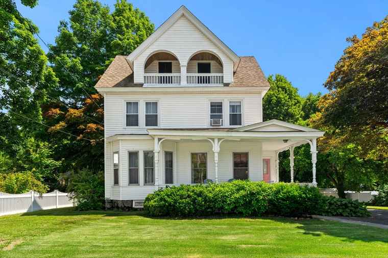 Photo of 47 Prescott St North Andover, MA 01845