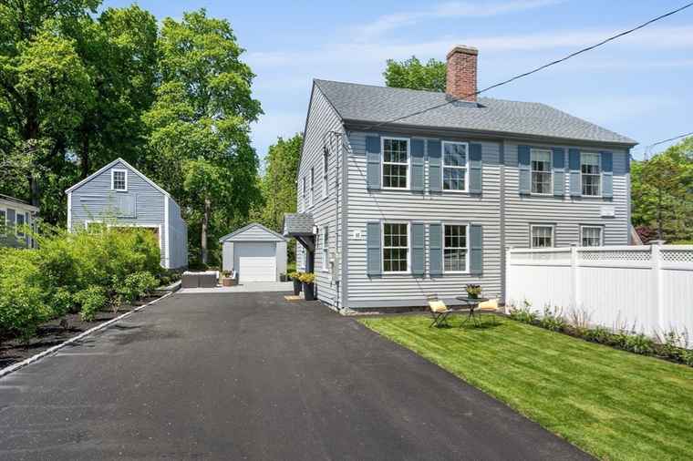 Photo of 48 Springs Rd Bedford, MA 01730