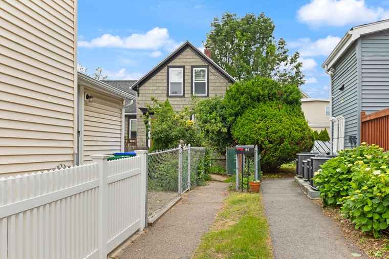 Photo of 25 Fulton St Medford, MA 02155
