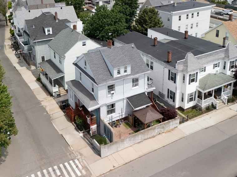 Photo of 59 Bonair St Somerville, MA 02145